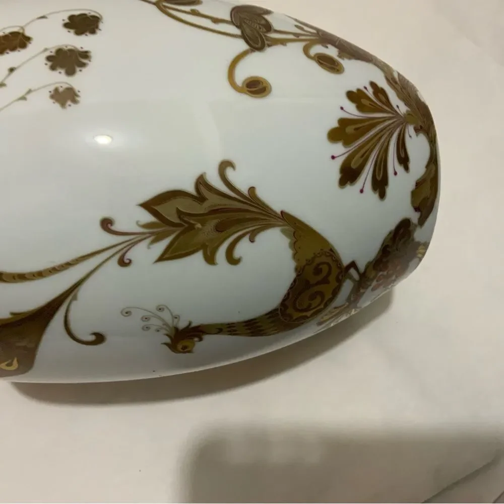 AK Kaiser White Gold Porcelain Serenade Vase from Ak Emperor, W. Germany, 1970s
